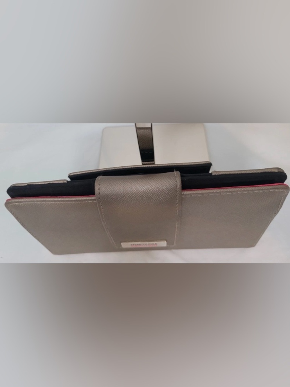 Kenneth Cole Reaction RFID Women's Wallet Taupe - Picture 7 of 12